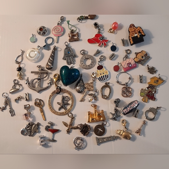 Assorted Charm ,pendants,Collection - Picture 2 of 12